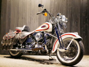HARLEY-DAVIDSON　　　　　　　　　　　　　　　　　FLSTS ヘリテイジスプリンガー