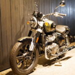 ROYAL ENFIELD　　　　　　　　　　　　　　　　　スーパーメテオ650 STNDARD 新車