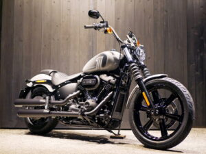 HARLEY-DAVIDSON　　　　　　　　　　　　　　　FXBBS ソフテイルストリートボブ114