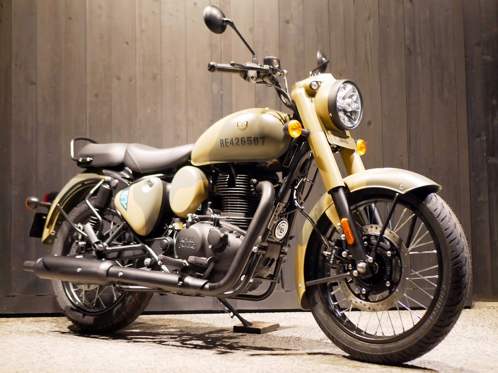 ROYAL ENFIELD　　　　　　　　　　　　　　　　CLASSIC 350 Signals 新車