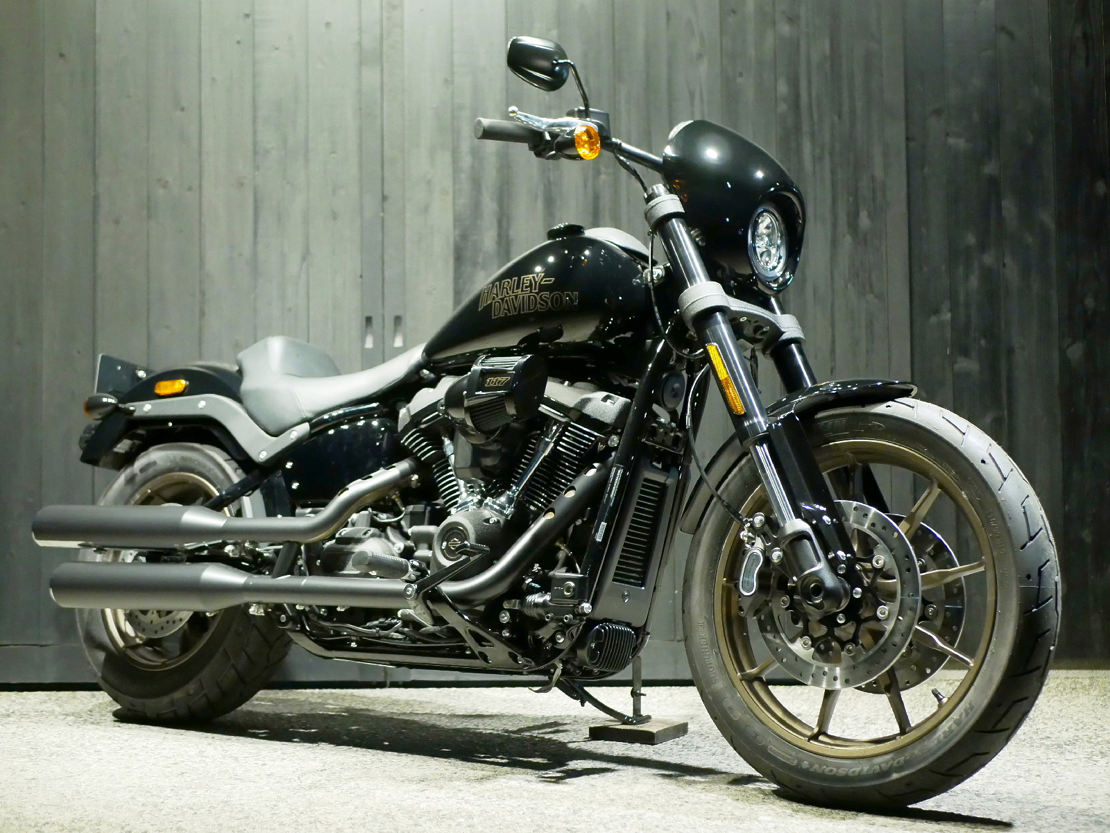 HARLEY-DAVIDSON　　　　　　　　　　　　　　　FXLRS ソフテイルローライダーＳ