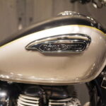 ROYAL ENFIELD　　　　　　　　　　　　　　　　メテオ350 AURORA 新車