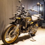 ROYAL ENFIELD　　　　　　　　　　　　　　　　 HIMALAYAN Premium 新車