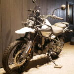 ROYAL ENFIELD　　　　　　　　　　　　　　　　 HIMALAYAN Premium 新車