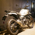 ROYAL ENFIELD　　　　　　　　　　　　　　　　 HIMALAYAN Premium 新車