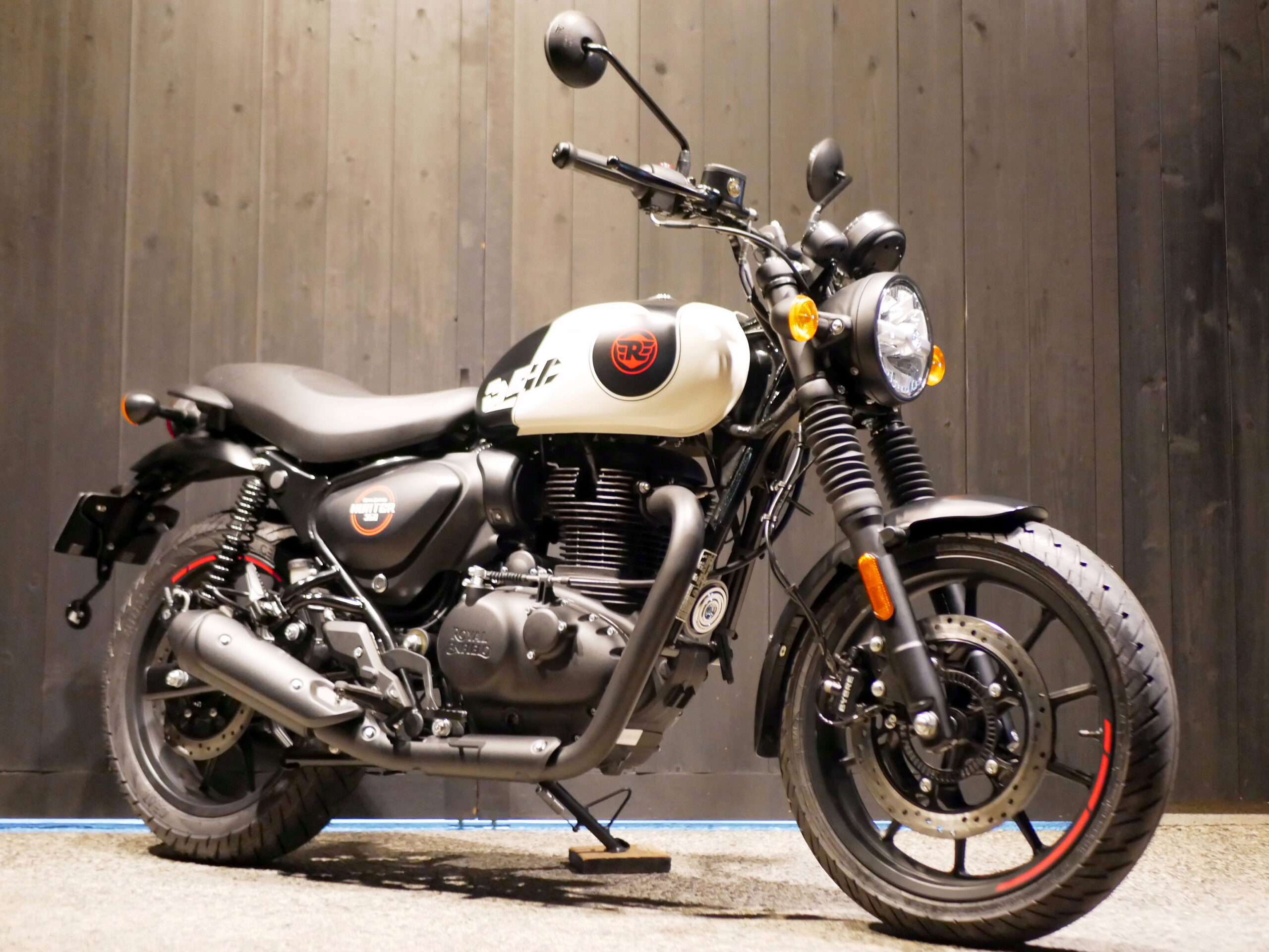 ROYAL ENFIELD　　　　　　　　　　　　　　　　ハンター350 HUNTER 新車
