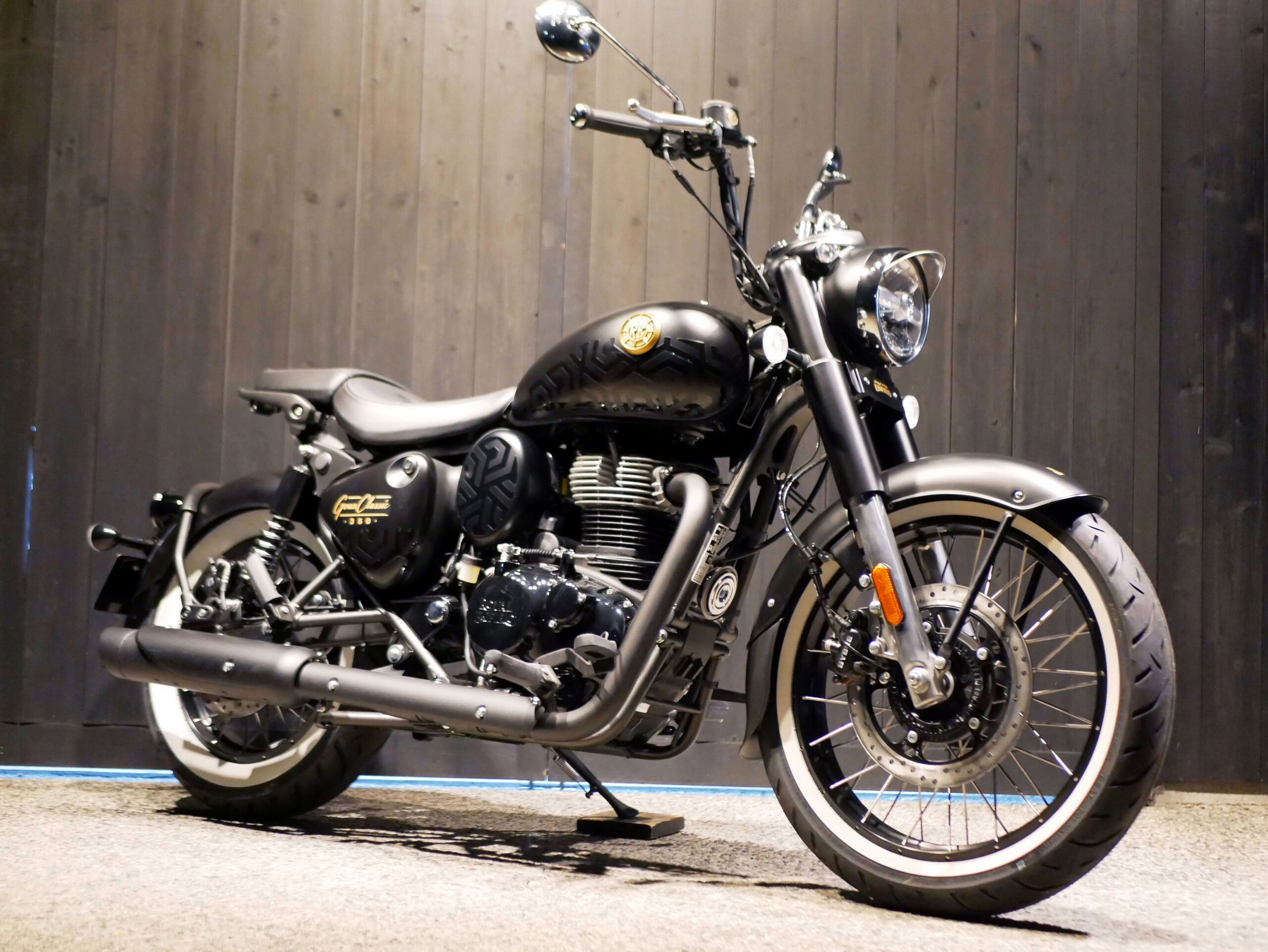 ROYAL ENFIELD　　　　　　　　　　　　　　　　ゴアンクラッシック350 Base 新車