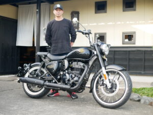 岐阜県E様　大変お似合いのバイクです。今後ともよろしくお願いいたします。