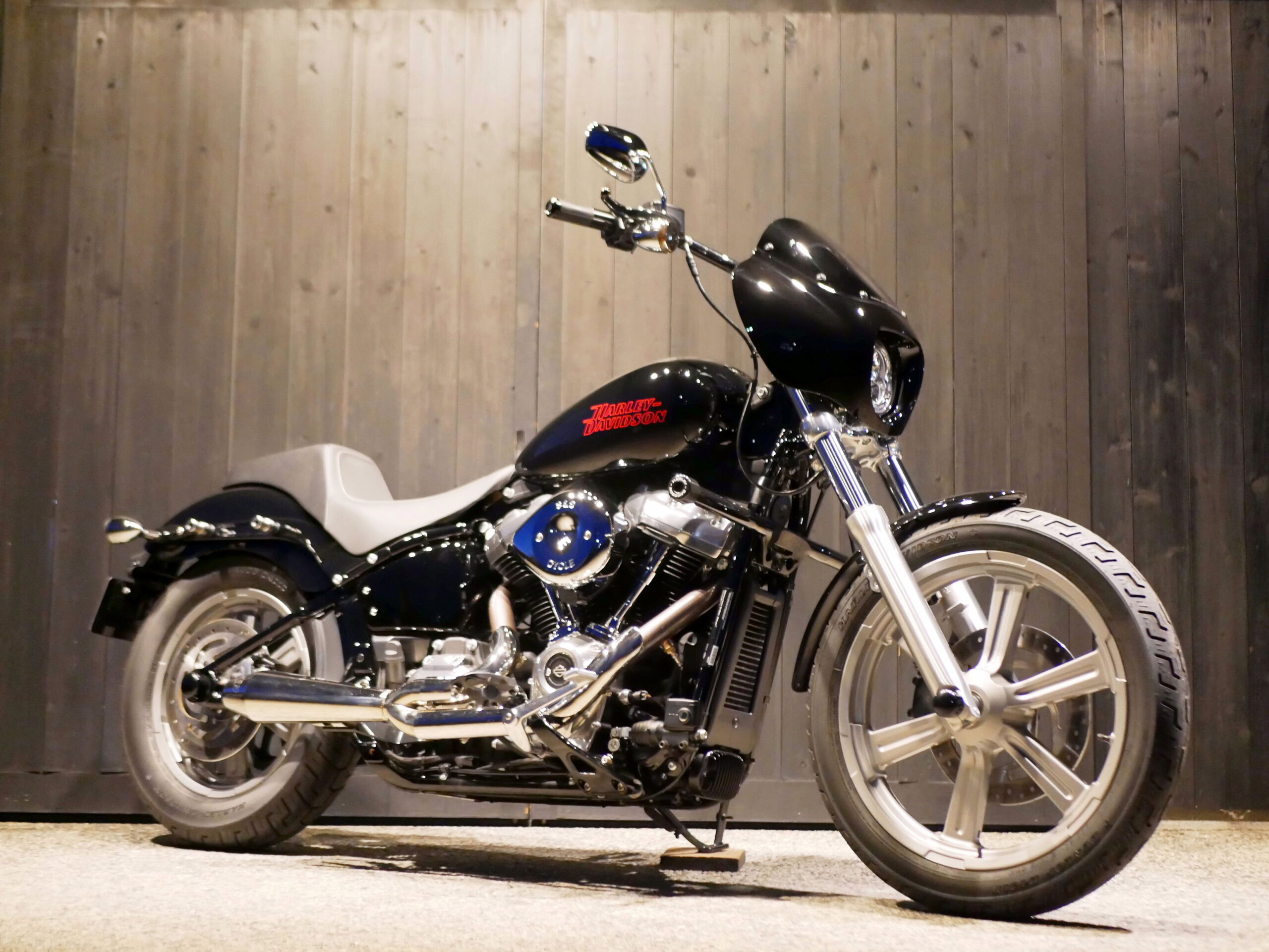 HARLEY-DAVIDSON　　　　　　　　　　　　　　　FXST ソフテイルスタンダード
