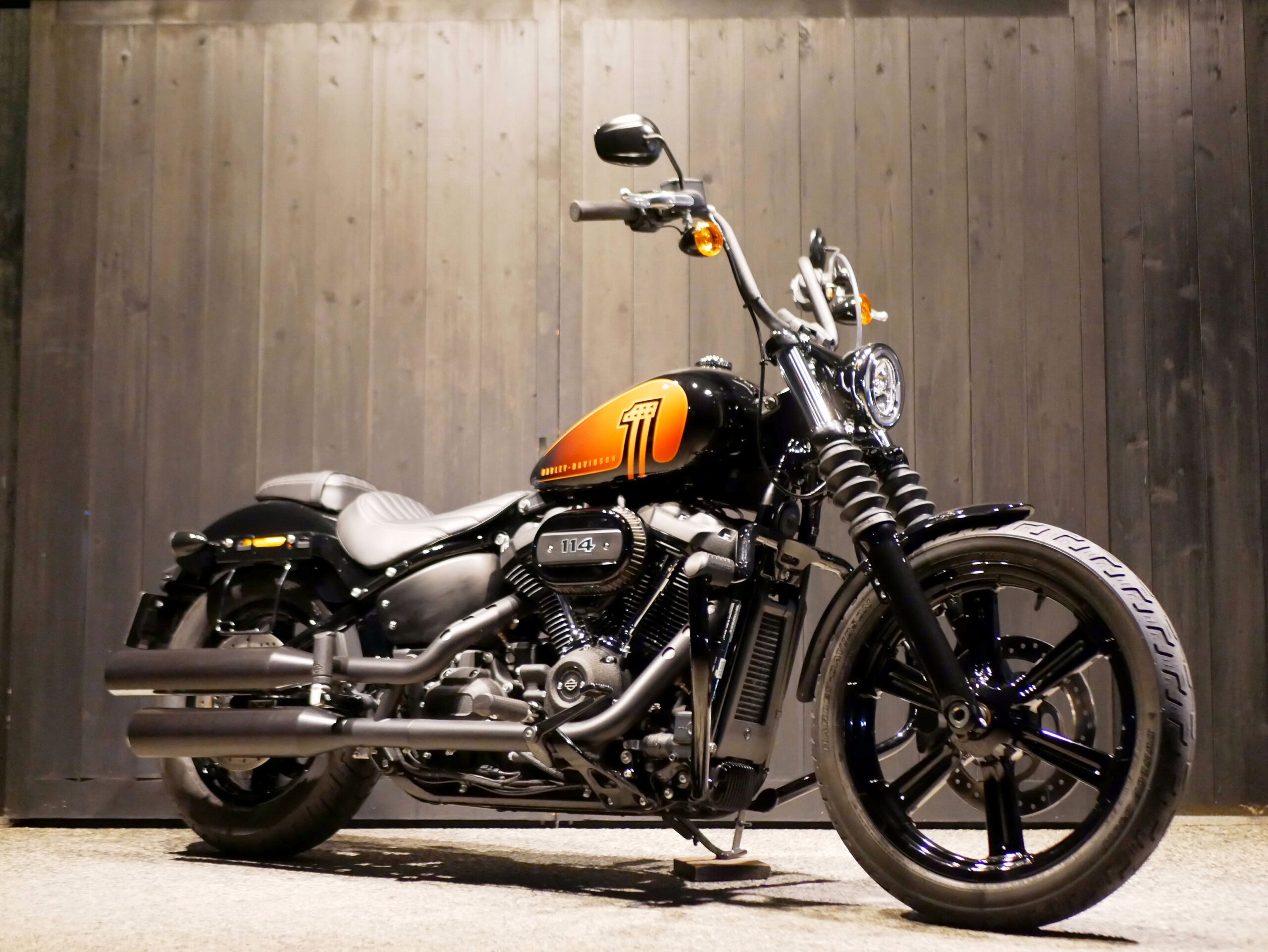 HARLEY-DAVIDSON　　　　　　　　　　　　　　　FXBBS ソフテイル ストリートボブ114