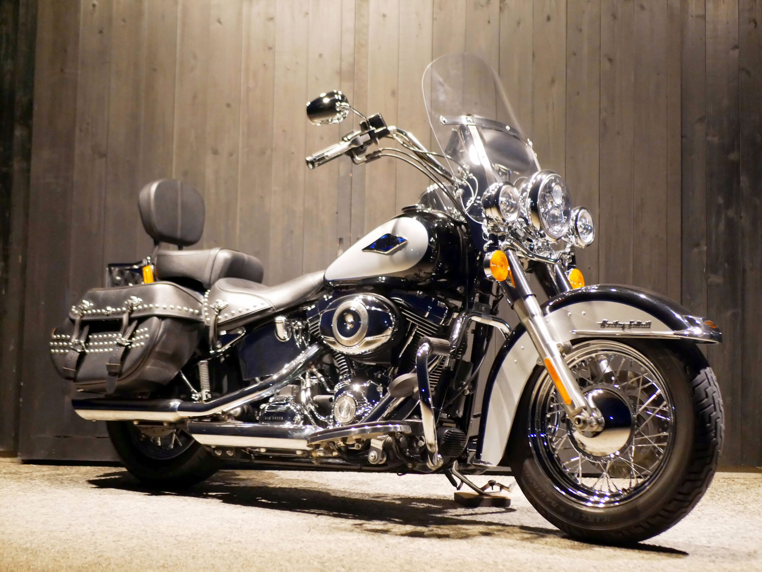 HARLEY-DAVIDSON　　　　　　　　　　　　　　　FLSTC ヘリテイジソフテイルクラッシック